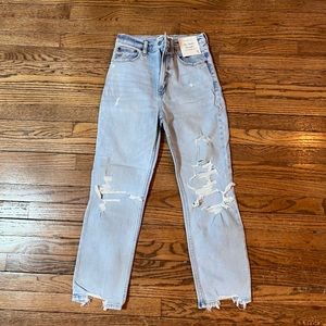 Abercrombie Ankle Straight Ultra High Rise NWT